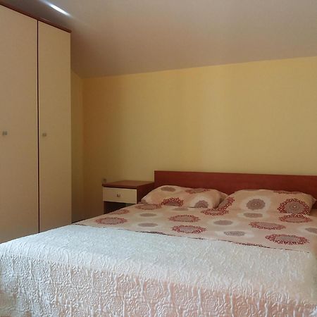 Apartments Villa Dalmatina Vodice Exterior foto