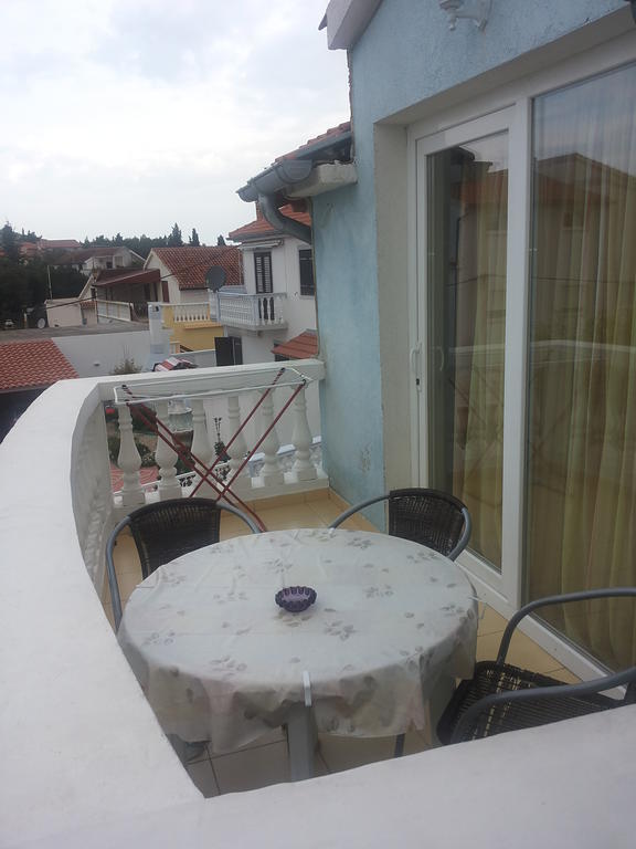 Apartments Villa Dalmatina Vodice Cameră foto