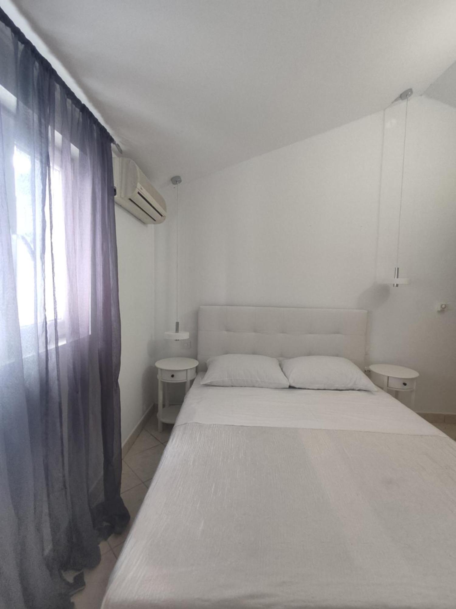 Apartments Villa Dalmatina Vodice Exterior foto