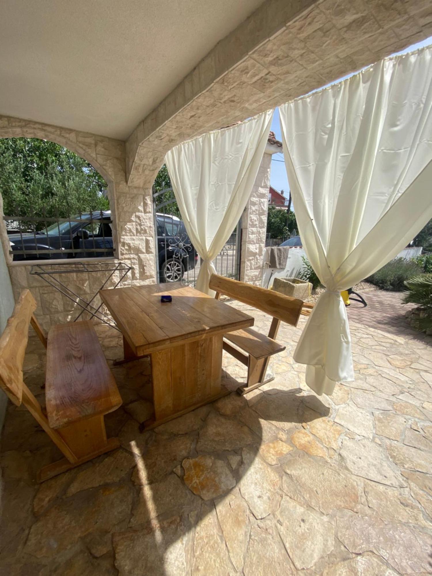 Apartments Villa Dalmatina Vodice Exterior foto