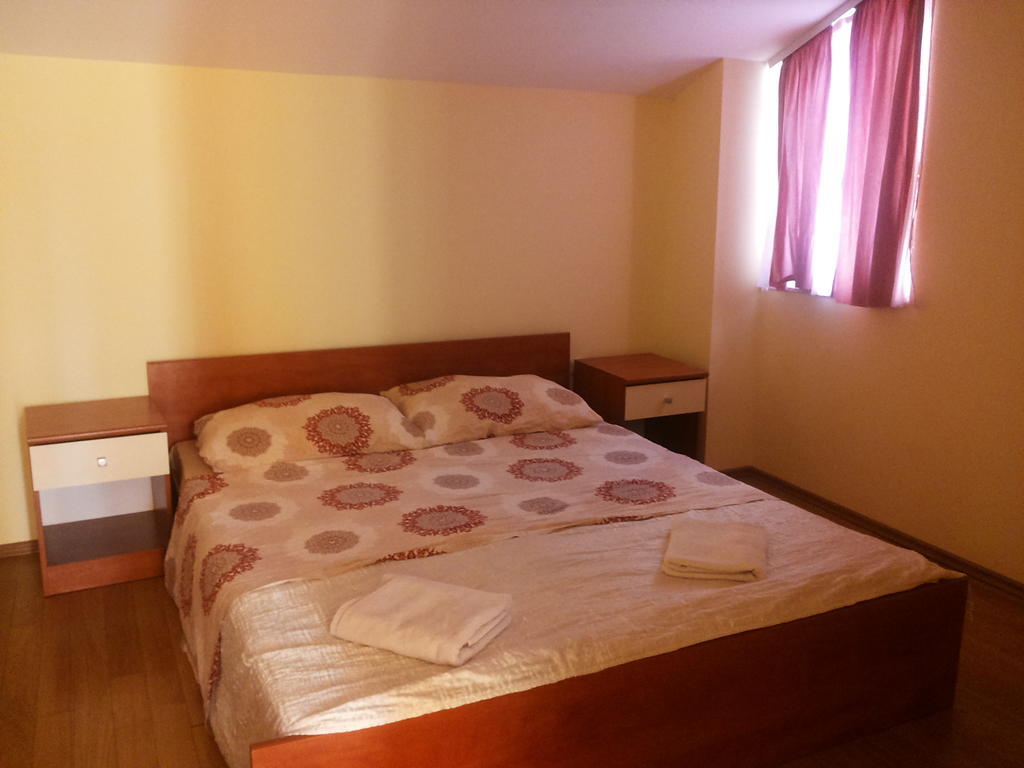 Apartments Villa Dalmatina Vodice Cameră foto