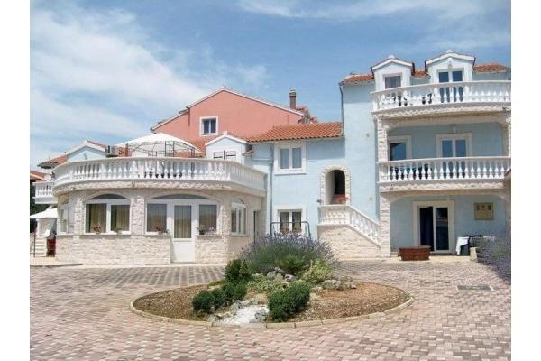 Apartments Villa Dalmatina Vodice Exterior foto